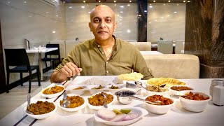 BEST Andhra MEAL At SRI KAKATIYA DELUXE MESS VEGETARIAN THALI MUTTON CHICKEN PRAWN FRYHyderabad [upl. by Axia80]