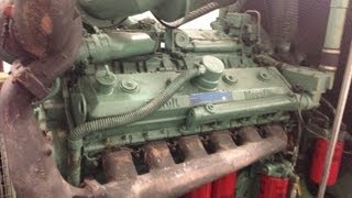 V12 Detroit diesel 12v92 twin turbo cold start [upl. by Elatnahs514]