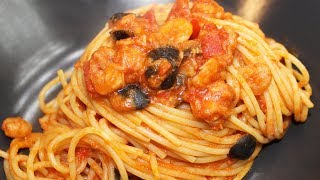 Spaghetti tonno gamberetti e olive nere  FoodVlogger [upl. by Ehtiaf]