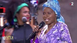 Angelique Kidjo  quotMother Naturequot LIVE [upl. by Lothaire]