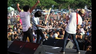 Slank  Bungong Jeumpa Live Performance [upl. by Rimahs472]