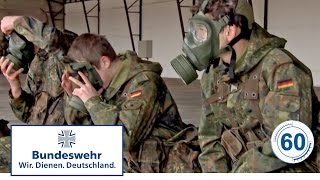 60 Sekunden Bundeswehr ABC Schutzmaske [upl. by Glaudia]